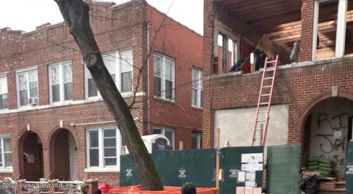 1059 Ward Ave, Bronx, NY, 10472-5905 | Card Image