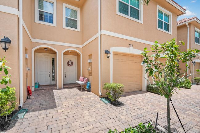 524 Sw Glen Crest Way, Condo with 3 bedrooms, 3 bathrooms and null parking in Stuart FL | Image 34