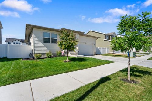 b167-1851 E Chukar Dr, Eagle Mountain, UT, 84005-4019 | Card Image