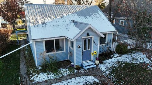 4835 7 Ave, Edson, AB, T7E1K8 | Card Image