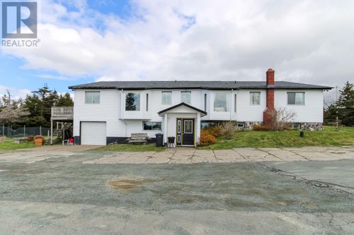 81 Kings Hill Rd, Portugal Cove - St. Philips, NL, A1M1W2 | Card Image
