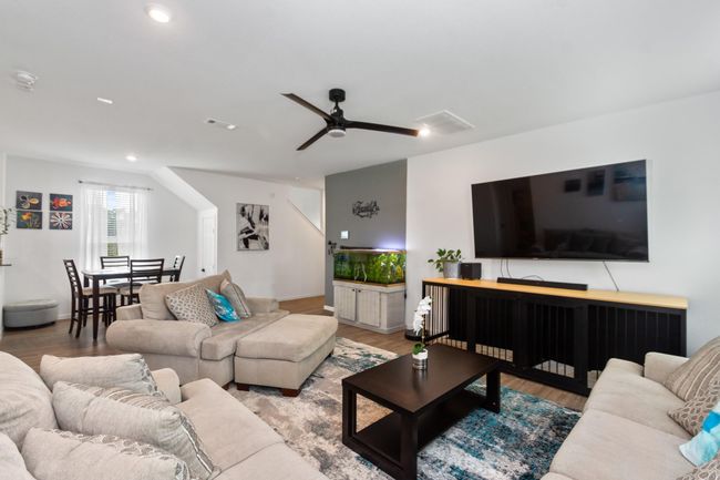 23402 Pinetum Cir, House other with 4 bedrooms, 3 bathrooms and 2 parking in Spring TX | Image 6