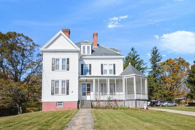 32 Mount Pleasant St, House other with 6 bedrooms, 3 bathrooms and 3 parking in North Brookfield MA | Image 2