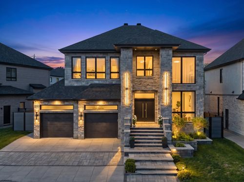 2329 Rue Magloire-Hotte, Laval, QC, H7T0H9 | Card Image