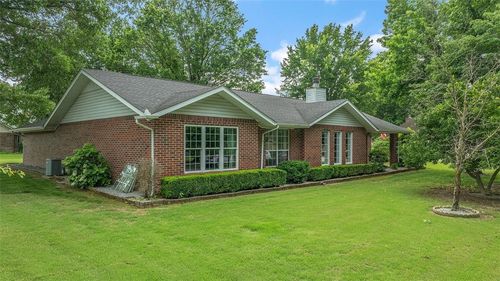 21660 Seminole Ct, Siloam Springs, AR, 72761-9642 | Card Image