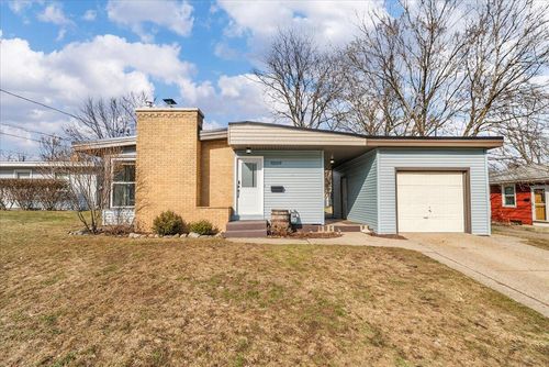 1009 Ariebill St Sw, Wyoming, MI, 49509-3921 | Card Image