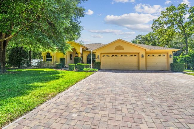 18502 Winding Oaks Blvd, House other with 4 bedrooms, 3 bathrooms and null parking in Hudson FL | Image 4