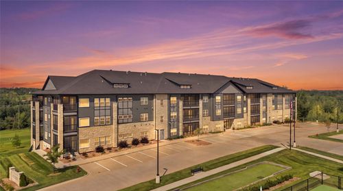 307-1920 Country Club Dr, Coralville, IA, 52241 | Card Image