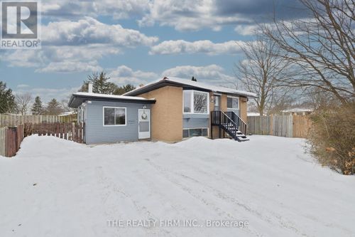 10 Pawnee Cres, London, ON, N5V2T3 | Card Image