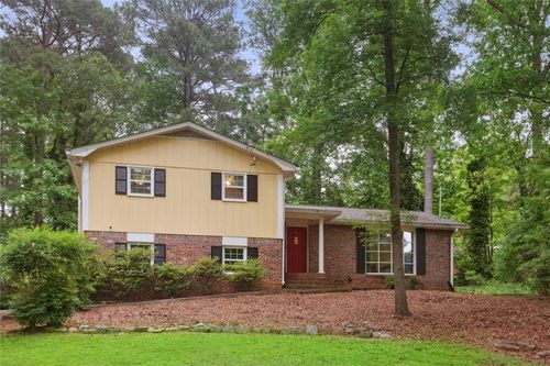 358 W Wind Dr Sw, Lilburn, GA, 30047-6429 | Card Image