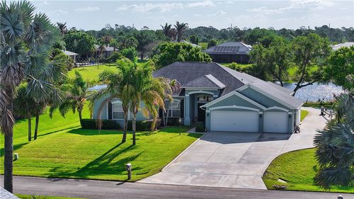 761 Holden Ave, Sebastian, FL, 32958-5048 | Card Image