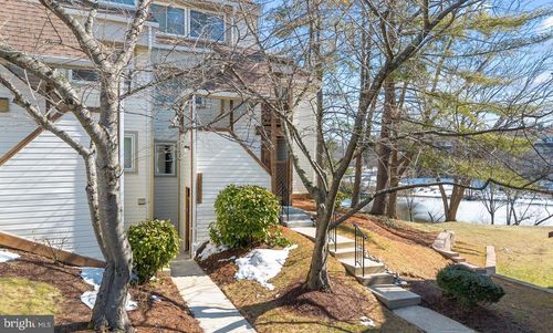 708-18303 Leman Lake Dr, OLNEY, MD, 20832-3001 | Card Image