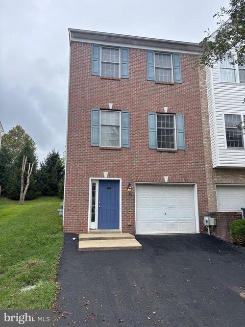 110 Pumpkin Patch Ln, HOCKESSIN, DE, 19707-8940 | Card Image