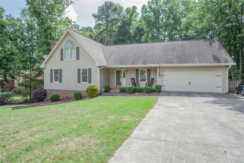 17 Mountain Oaks Dr, Carrollton, GA, 30116-6022 | Card Image