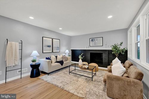 1214 48th St, Baltimore, MD, 21222-1221 | Card Image
