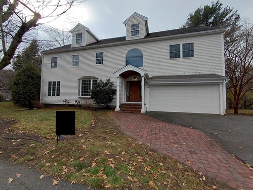 218 Lowell St, Lexington, MA, 02420-2719 | Card Image