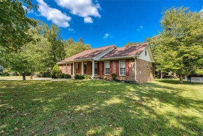 3659 Stone Ridge Trail, House other with 3 bedrooms, 2 bathrooms and 4 parking in Douglasville GA | Image 2