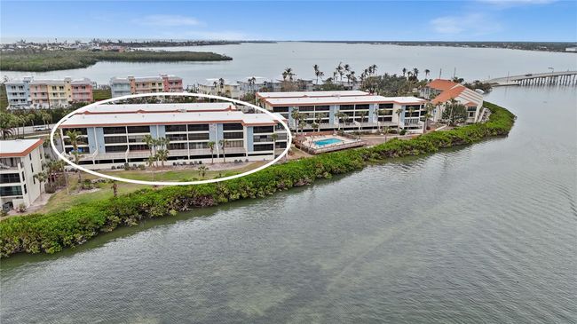 Building 4 Circled | Image 41