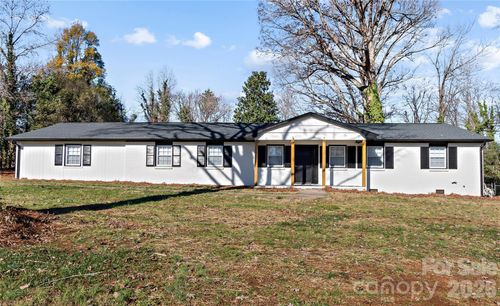 6732 Rollingwood Dr, Clemmons, NC, 27012-8494 | Card Image