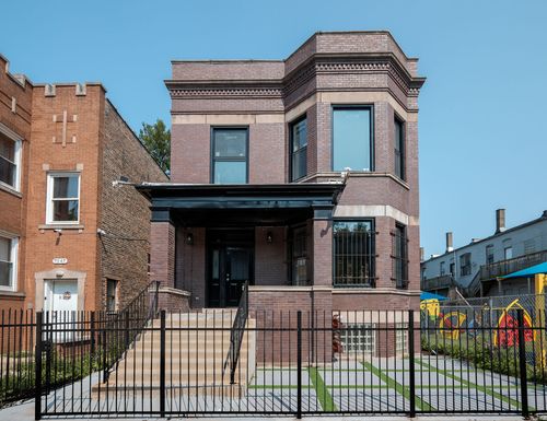7049 S Vernon Ave, CHICAGO, IL, 60637-4623 | Card Image
