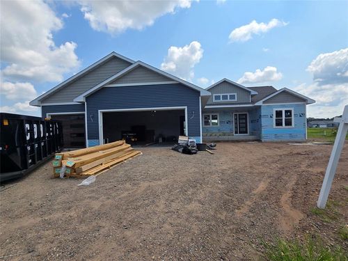 3639 112th St, Chippewa Falls, WI, 54729-3288 | Card Image