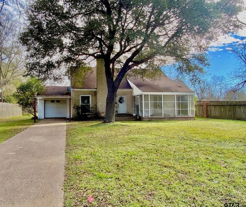 102 N Gordon Dr, Crockett, TX, 75835-1718 | Card Image