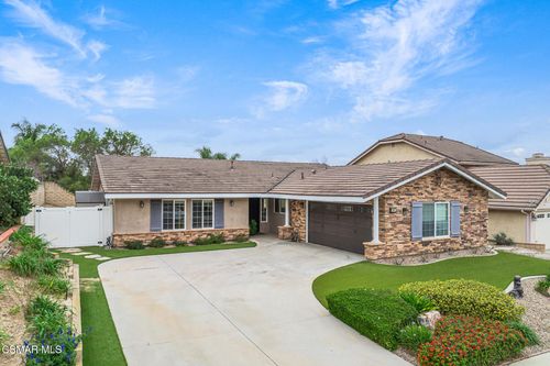 4067 Weeping Willow Dr, Moorpark, CA, 93021-2821 | Card Image