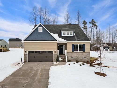 33-6407 Gardenview Rd, Pleasant Garden, NC, 27313-9303 | Card Image