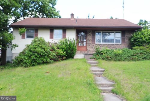 701 Tamarack Trl, READING, PA, 19607-3104 | Card Image