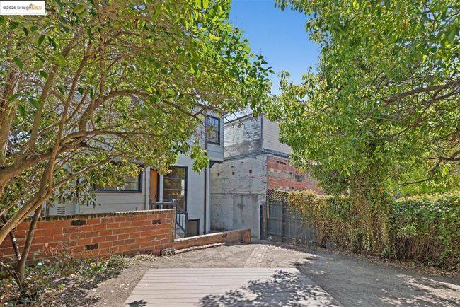 2441 Carleton St, House other with 3 bedrooms, 1 bathrooms and null parking in Berkeley CA | Image 42