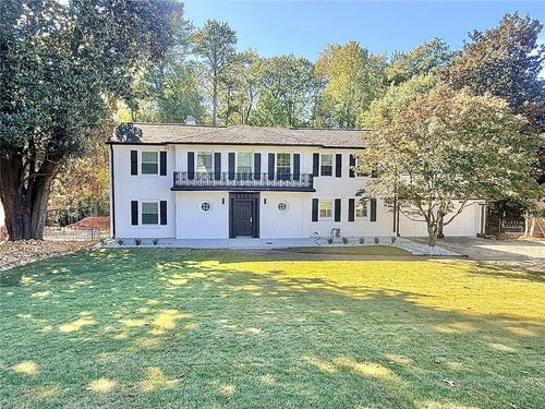 200 W Paces Ferry Rd Nw, Atlanta, GA, 30305-1104 | Card Image