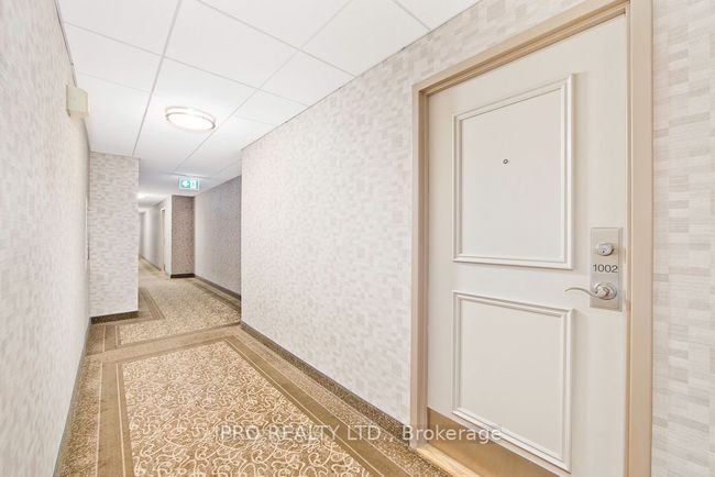 1002 - 1320 Mississauga Valley Blvd, Condo with 3 bedrooms, 2 bathrooms and 2 parking in Mississauga ON | Image 5