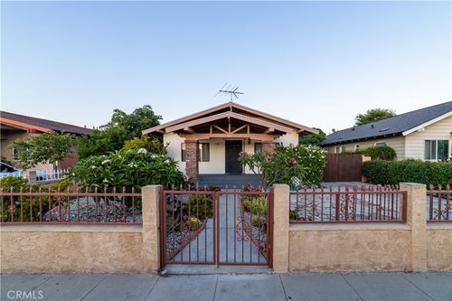 920 Cerritos Ave, Long Beach, CA, 90813-4812 | Card Image