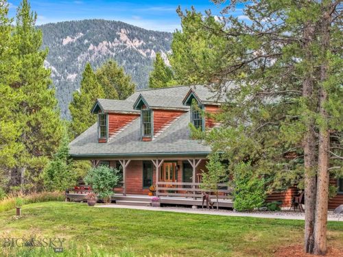 330 Stellar Jay Way, Gallatin Gateway, MT, 59730-8735 | Card Image