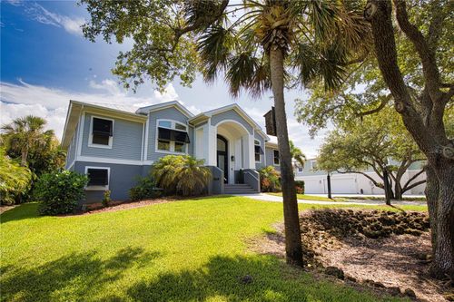 10110 Creekside Dr, Cape Haze, FL, 33946-2338 | Card Image