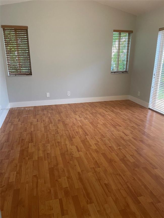 4432 - 4432 Dogwood Cir, House other with 3 bedrooms, 2 bathrooms and null parking in Weston FL | Image 13