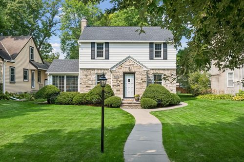 5620 Dupont Ave S, Minneapolis, MN, 55419-1617 | Card Image