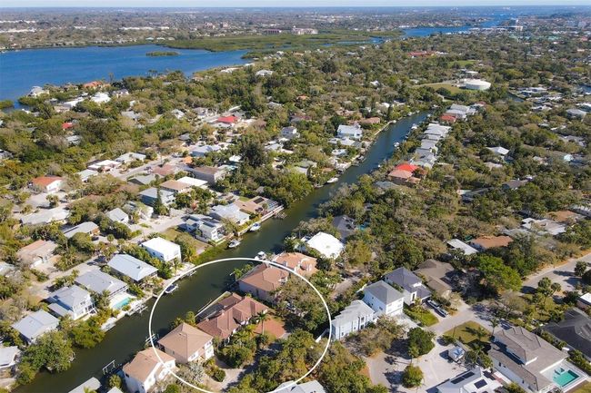 4937 Oxford Dr, House other with 3 bedrooms, 2 bathrooms and null parking in SIESTA KEY FL | Image 35