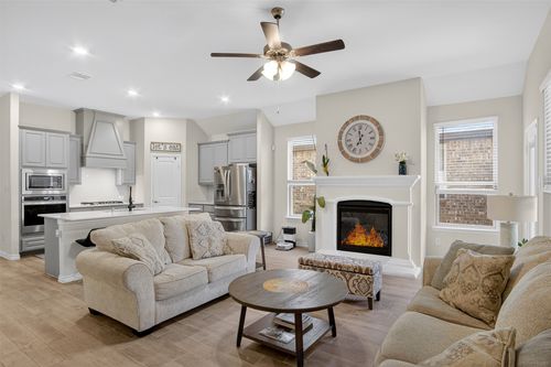 3933 Sidney Ln, Heath, TX, 75126-3724 | Card Image