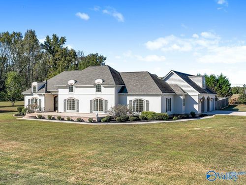 71 County Road 382, Decatur, AL, 35603-7150 | Card Image