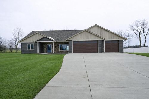 W24362 Fairway Drive, Trempealeau, WI, 54661 | Card Image