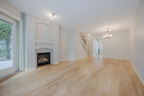 16-15432 16a Ave, Surrey, BC, V4A1T3 | Card Image