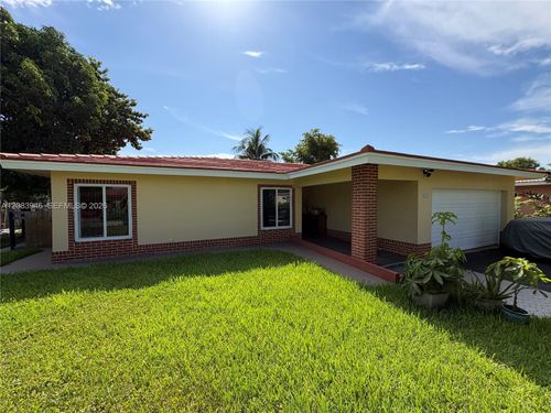 8250 Nw 66th Terrace, Tamarac, FL, 33321 | Card Image