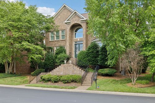 327 Whitworth Way, Nashville, TN, 37205-5017 | Card Image