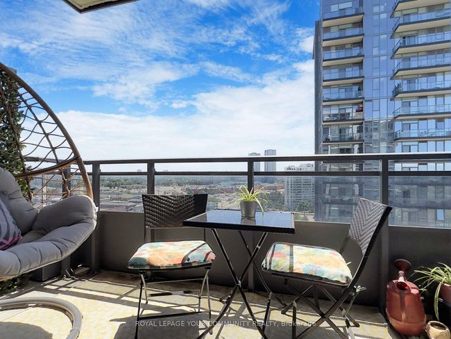 1208 - 85 N Park Rd, Condo with 2 bedrooms, 1 bathrooms and 1 parking in Vaughan ON | Image 18