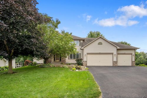 3043 Viewcrest Cir Nw, Prior Lake, MN, 55372-1635 | Card Image