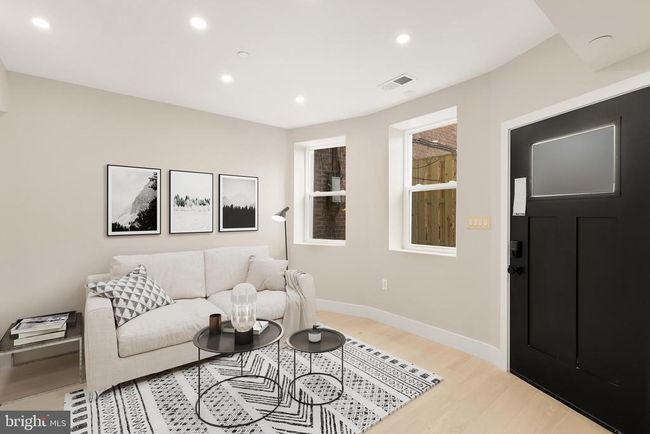 2 - 1708 16 Th St Nw, Condo with 1 bedrooms, 1 bathrooms and null parking in WASHINGTON DC | Image 4