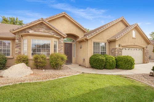 591 E 1050 S, St George, UT, 84790-5733 | Card Image