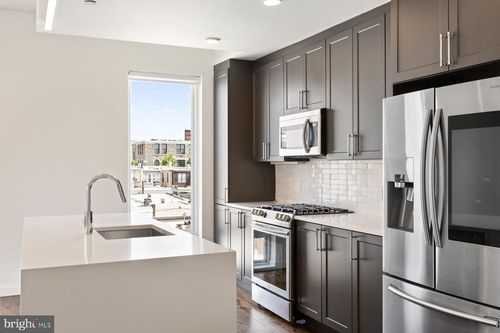 apt-ph4-1501 N 31st St, PHILADELPHIA, PA, 19121-4073 | Card Image