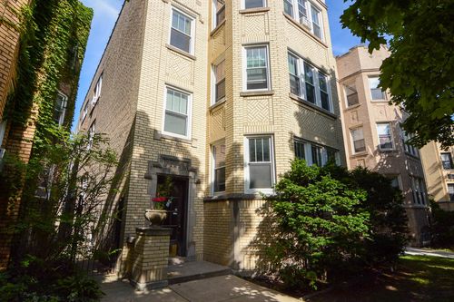 garden-5534 N Artesian Ave, Chicago, IL, 60625-2204 | Card Image